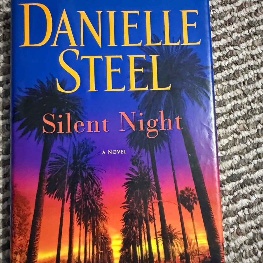 Danielle Steel 'Silent Night' Novel - hardcover